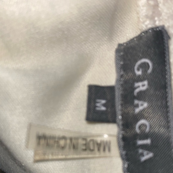 Gracia Layered Bell Sleeve Dress Size M. #S1 - Picture 3 of 3